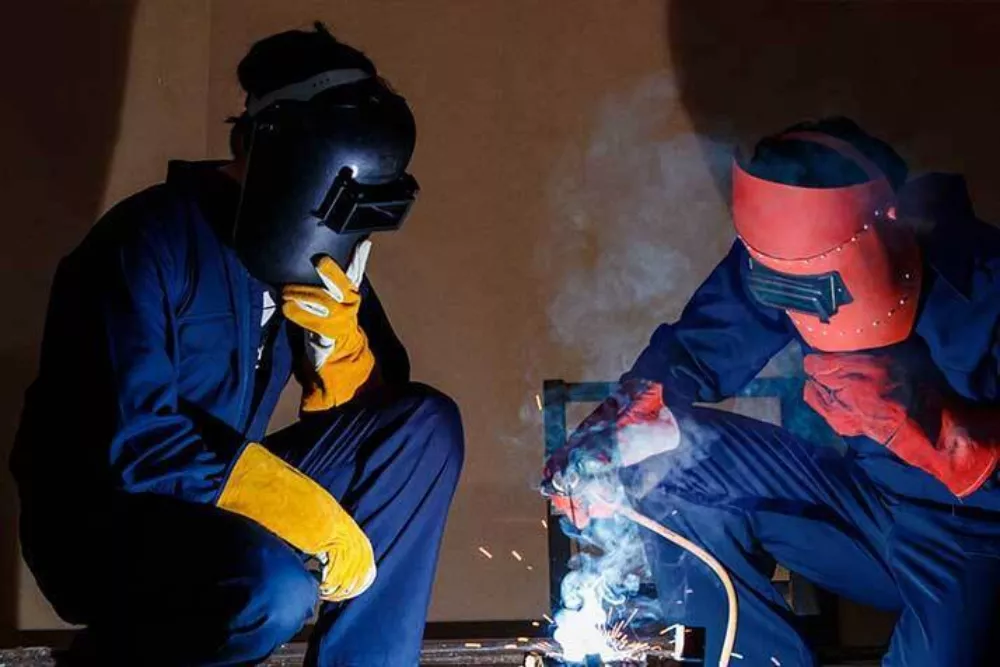 A consultative approach<strong><br />to workwear rental</strong>